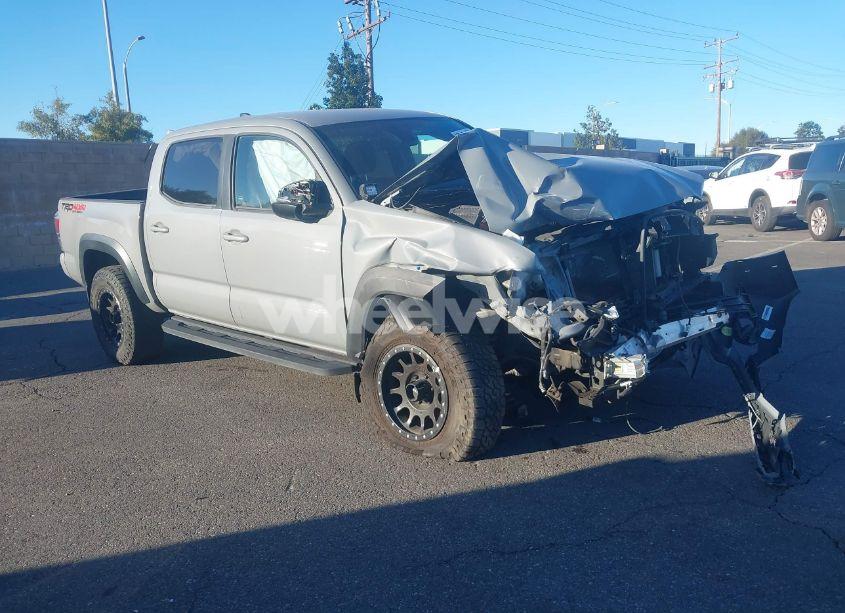 2021 Toyota Tacoma TRD OFF-ROAD (VIN 3TMCZ5AN2MM396431) main photo