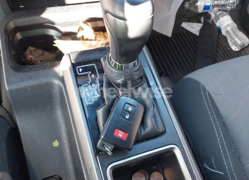 Photo 11 of 2021 Toyota Tacoma TRD OFF-ROAD (VIN 3TMCZ5AN2MM396431)