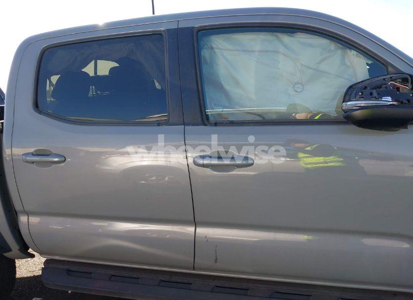 Photo 14 of 2021 Toyota Tacoma TRD OFF-ROAD (VIN 3TMCZ5AN2MM396431)