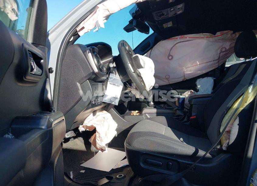 Photo 5 of 2021 Toyota Tacoma TRD OFF-ROAD (VIN 3TMCZ5AN2MM396431)