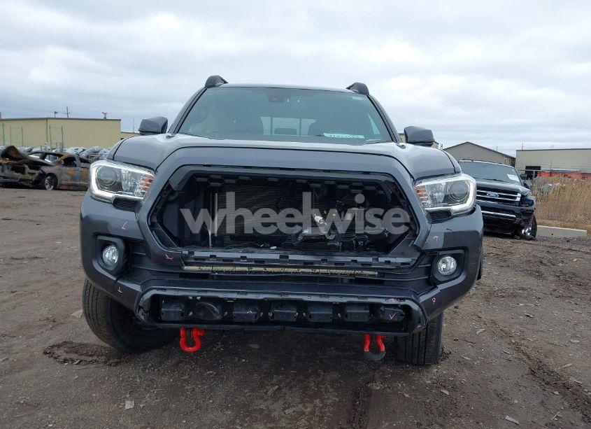 Photo 12 of 2021 Toyota Tacoma TRD OFF-ROAD (VIN 3TMCZ5AN2MM406293)