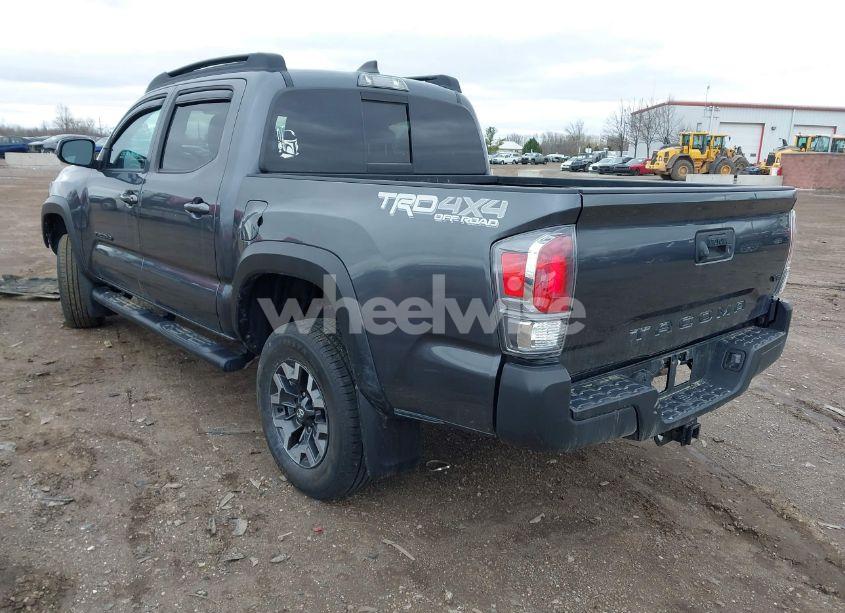 Photo 3 of 2021 Toyota Tacoma TRD OFF-ROAD (VIN 3TMCZ5AN2MM406293)