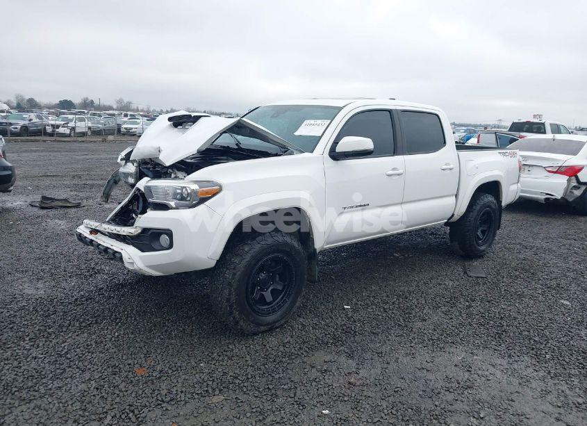Photo 2 of 2021 Toyota Tacoma TRD SPORT (VIN 3TMCZ5AN2MM424003)