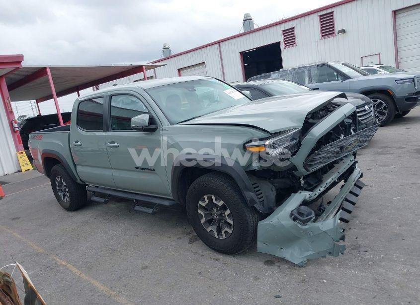 Photo 13 of 2022 Toyota Tacoma TRD OFF ROAD (VIN 3TMCZ5AN2NM455687)