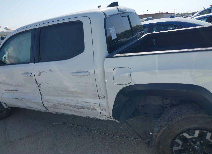 Photo 15 of 2022 Toyota Tacoma TRD OFF ROAD (VIN 3TMCZ5AN2NM461005)