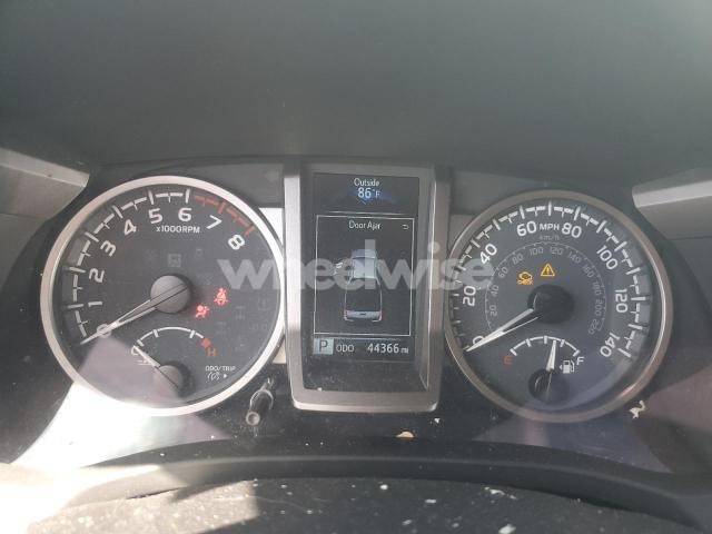 Photo 12 of 2022 TOYOTA TACOMA DOUBLE CAB N/A (VIN 3TMCZ5AN2NM505360)