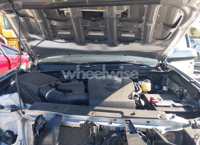 Photo 10 of 2022 Toyota Tacoma TRD SPORT (VIN 3TMCZ5AN2NM518125)