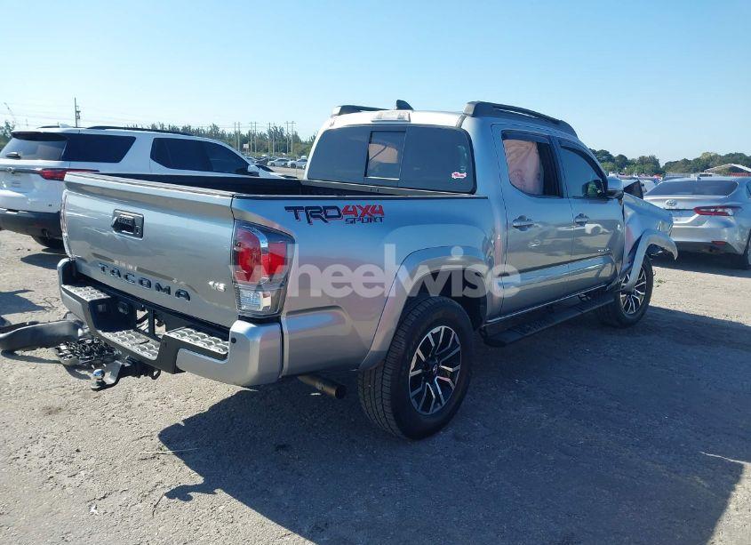 Photo 4 of 2022 Toyota Tacoma TRD SPORT (VIN 3TMCZ5AN2NM518125)