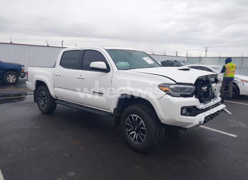 2022 Toyota Tacoma TRD SPORT (VIN 3TMCZ5AN2NM523650) main photo