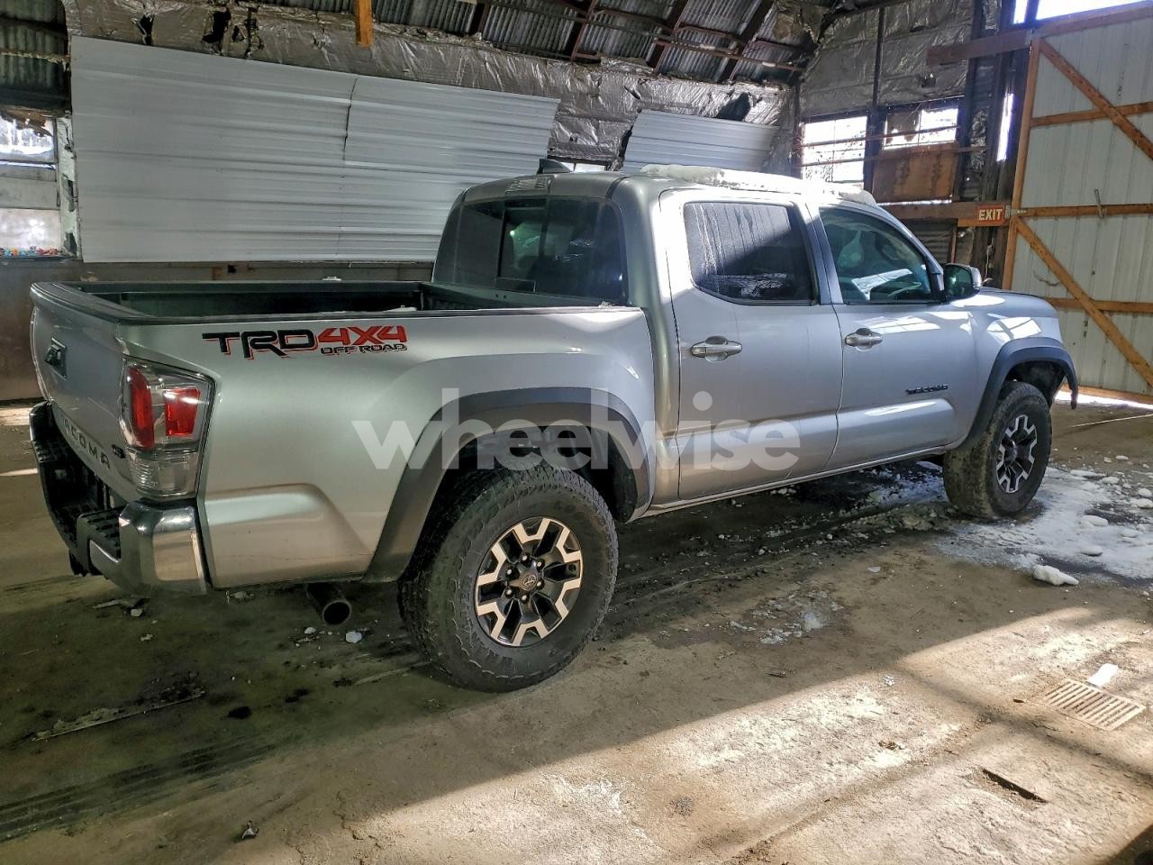 Photo 3 of 2023 TOYOTA TACOMA DOUBLE CAB (VIN 3TMCZ5AN2PM542900)