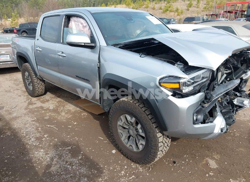 2023 Toyota Tacoma TRD OFF ROAD (VIN 3TMCZ5AN2PM617238) main photo