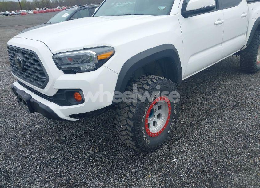Photo 6 of 2023 Toyota Tacoma TRD OFF ROAD (VIN 3TMCZ5AN2PM641846)