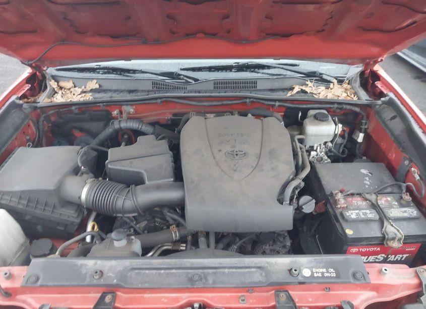 Photo 10 of 2016 Toyota Tacoma TRD OFF ROAD (VIN 3TMCZ5AN3GM020468)
