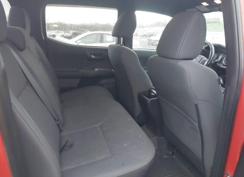 Photo 8 of 2016 Toyota Tacoma TRD OFF ROAD (VIN 3TMCZ5AN3GM020468)