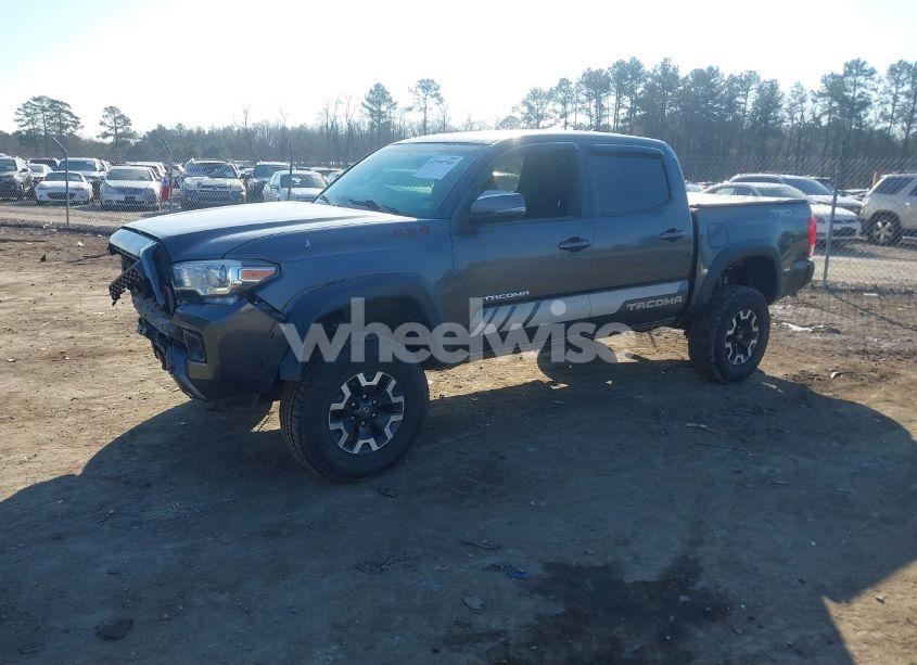 Photo 2 of 2016 Toyota Tacoma TRD OFF ROAD (VIN 3TMCZ5AN3GM033818)