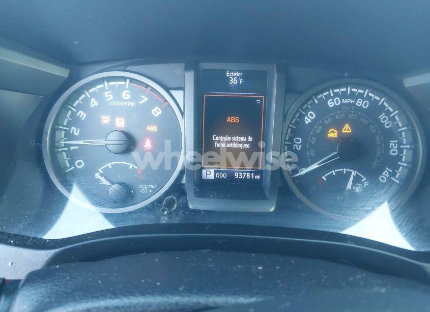 Photo 7 of 2016 Toyota Tacoma TRD OFF ROAD (VIN 3TMCZ5AN3GM033818)