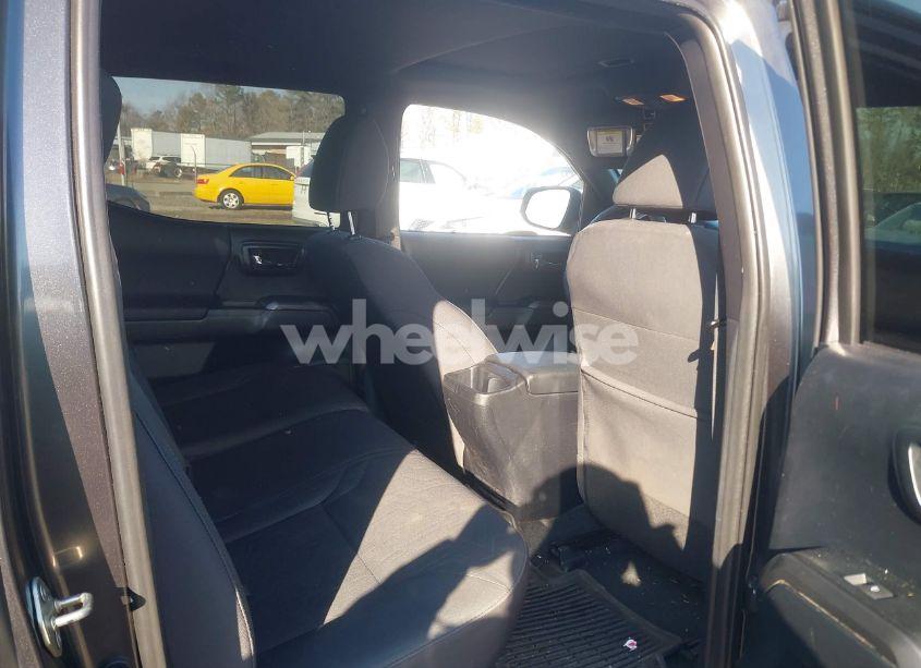Photo 8 of 2016 Toyota Tacoma TRD OFF ROAD (VIN 3TMCZ5AN3GM033818)