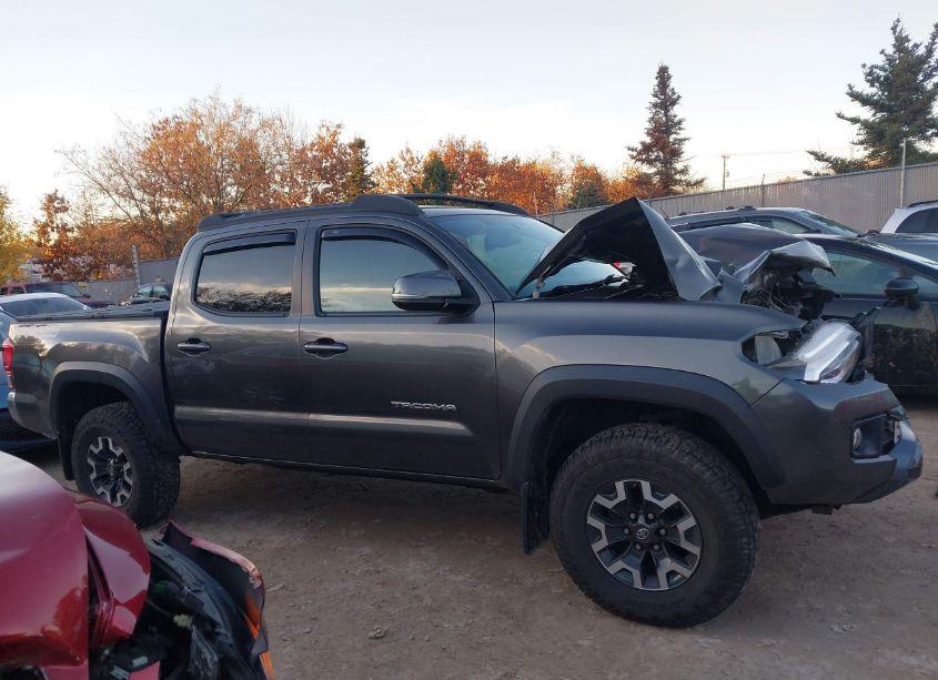 Photo 14 of 2017 Toyota Tacoma TRD OFF ROAD (VIN 3TMCZ5AN3HM052287)