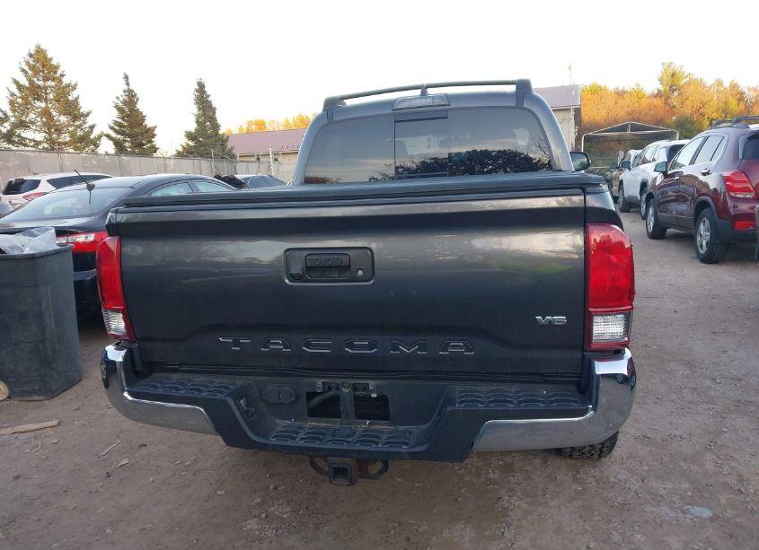 Photo 17 of 2017 Toyota Tacoma TRD OFF ROAD (VIN 3TMCZ5AN3HM052287)