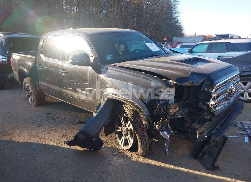 2017 Toyota Tacoma TRD SPORT (VIN 3TMCZ5AN3HM107403) main photo