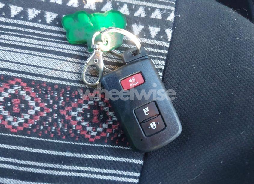 Photo 11 of 2017 Toyota Tacoma TRD SPORT (VIN 3TMCZ5AN3HM107403)