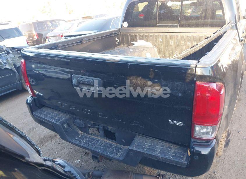 Photo 16 of 2017 Toyota Tacoma TRD SPORT (VIN 3TMCZ5AN3HM107403)