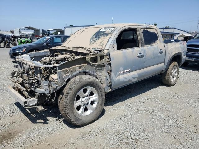 Photo 8 of 2019 TOYOTA TACOMA DOUBLE CAB (VIN 3TMCZ5AN3KM210747)