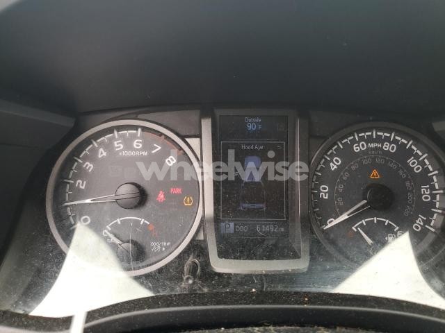 Photo 4 of 2019 TOYOTA TACOMA DOUBLE CAB (VIN 3TMCZ5AN3KM257759)