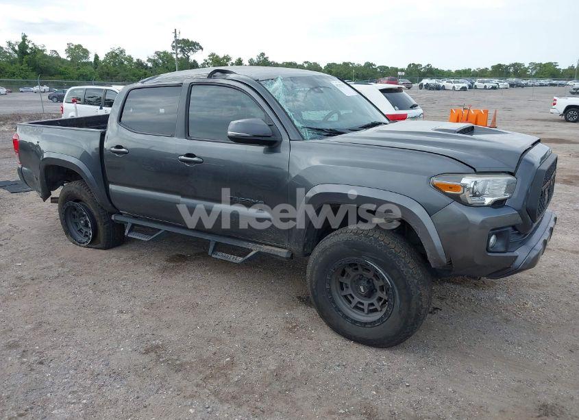 2019 Toyota Tacoma TRD SPORT (VIN 3TMCZ5AN3KM286159) main photo