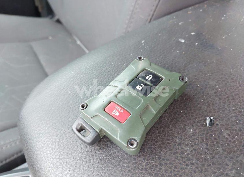 Photo 11 of 2019 Toyota Tacoma TRD SPORT (VIN 3TMCZ5AN3KM286159)