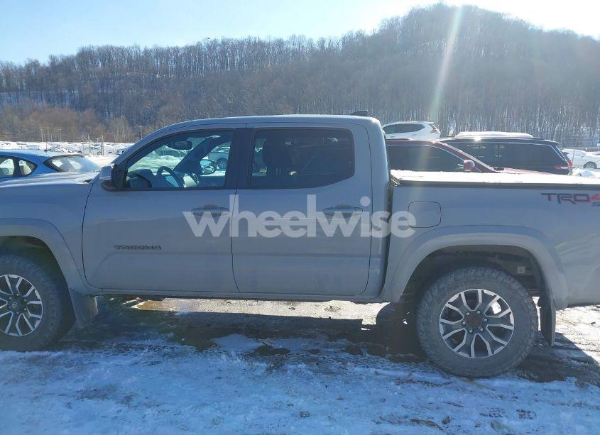 Photo 15 of 2020 Toyota Tacoma TRD SPORT (VIN 3TMCZ5AN3LM322448)