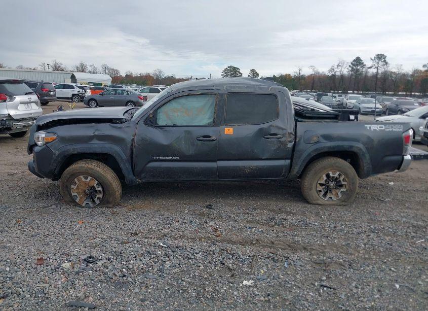 Photo 14 of 2020 Toyota Tacoma TRD OFF-ROAD (VIN 3TMCZ5AN3LM328864)