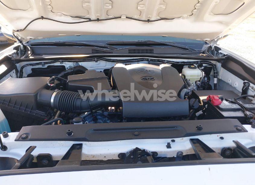 Photo 10 of 2021 Toyota Tacoma TRD OFF-ROAD (VIN 3TMCZ5AN3MM395708)