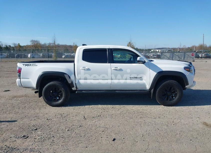 Photo 13 of 2021 Toyota Tacoma TRD OFF-ROAD (VIN 3TMCZ5AN3MM395708)