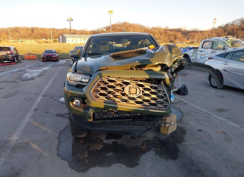 Photo 13 of 2021 Toyota Tacoma TRD SPORT (VIN 3TMCZ5AN3MM406139)