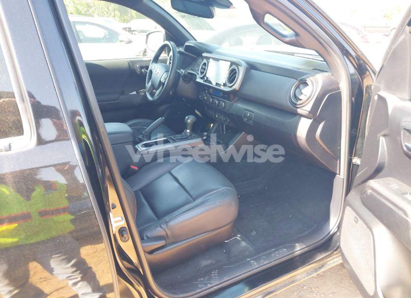 Photo 5 of 2021 Toyota Tacoma TRD OFF-ROAD (VIN 3TMCZ5AN3MM423247)