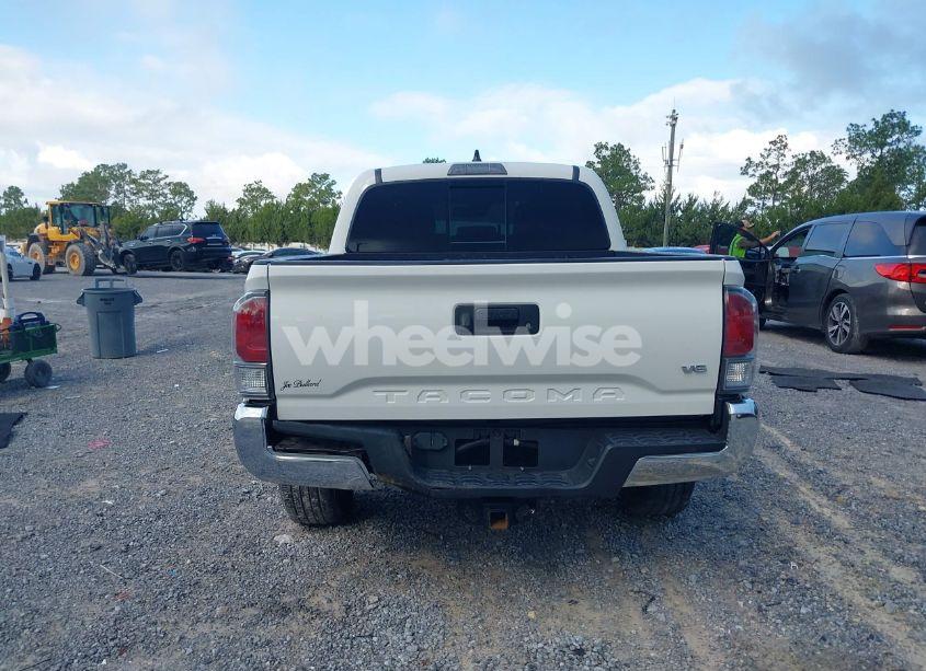 Photo 17 of 2022 Toyota Tacoma TRD OFF ROAD (VIN 3TMCZ5AN3NM479450)