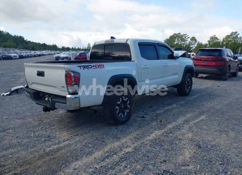 Photo 4 of 2022 Toyota Tacoma TRD OFF ROAD (VIN 3TMCZ5AN3NM479450)