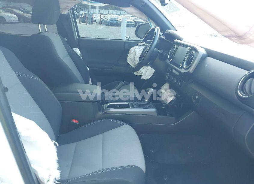 Photo 5 of 2022 Toyota Tacoma TRD OFF ROAD (VIN 3TMCZ5AN3NM479450)