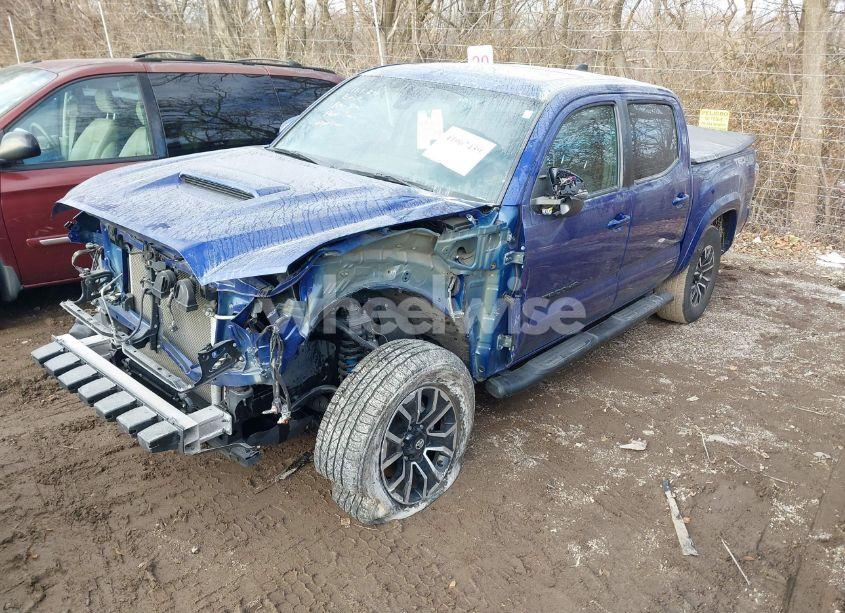 Photo 2 of 2022 Toyota Tacoma TRD SPORT (VIN 3TMCZ5AN3NM505867)