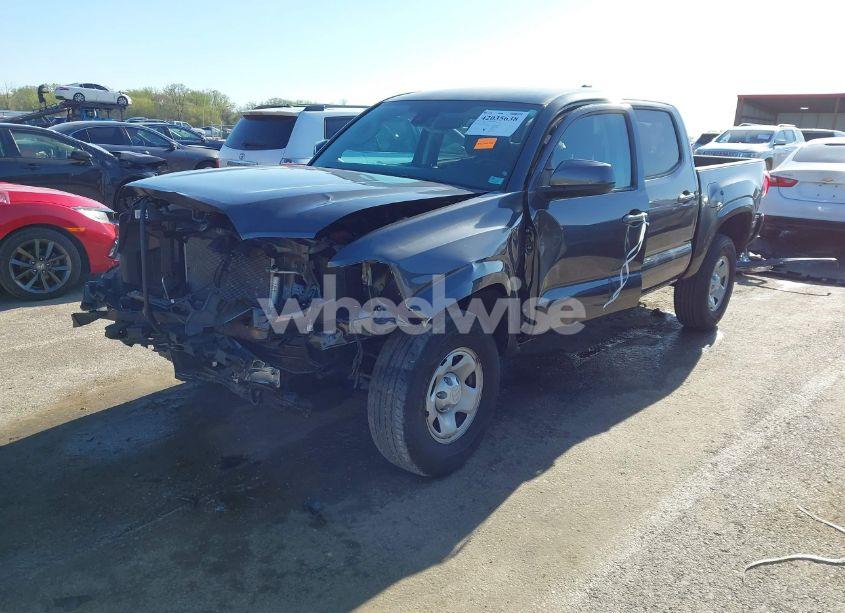 Photo 2 of 2022 Toyota Tacoma SR V6 (VIN 3TMCZ5AN3NM506128)