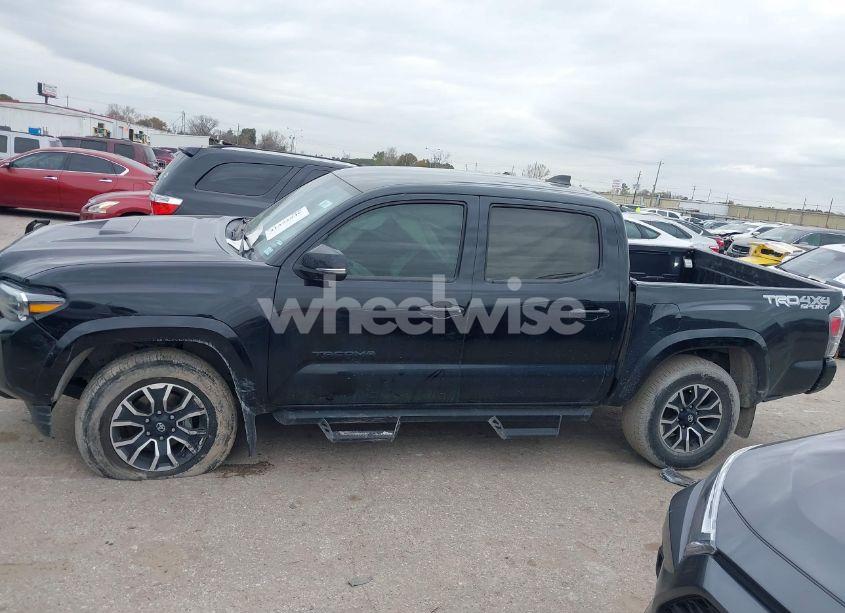 Photo 14 of 2022 Toyota Tacoma TRD SPORT (VIN 3TMCZ5AN3NM513077)