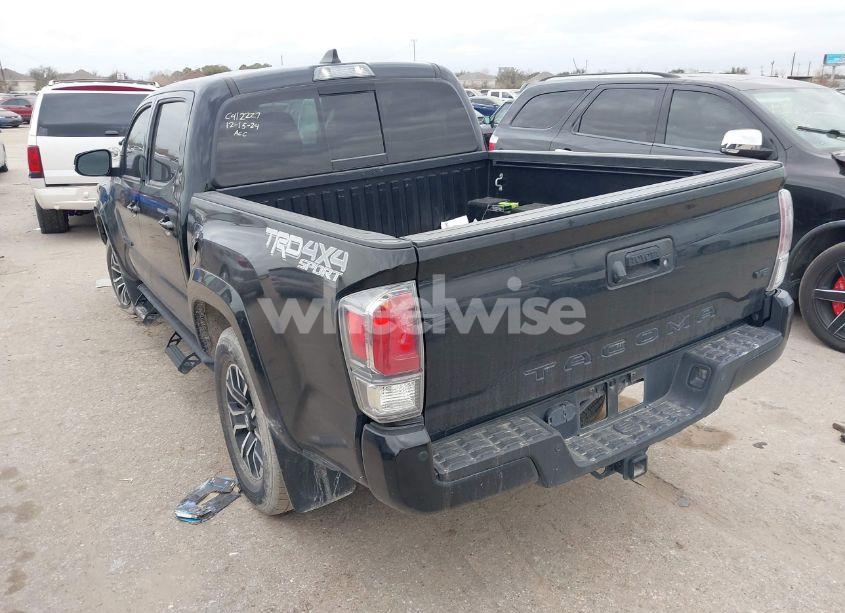 Photo 3 of 2022 Toyota Tacoma TRD SPORT (VIN 3TMCZ5AN3NM513077)