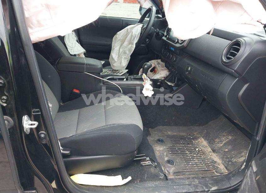 Photo 5 of 2022 Toyota Tacoma TRD SPORT (VIN 3TMCZ5AN3NM513077)