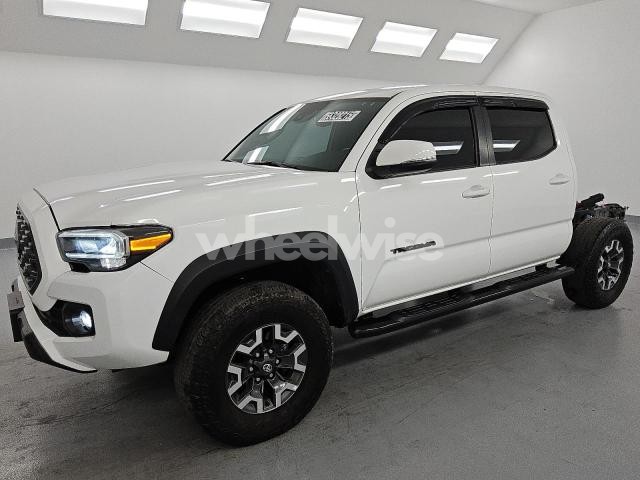 Photo 6 of 2023 TOYOTA TACOMA DOUBLE CAB (VIN 3TMCZ5AN3PM547281)