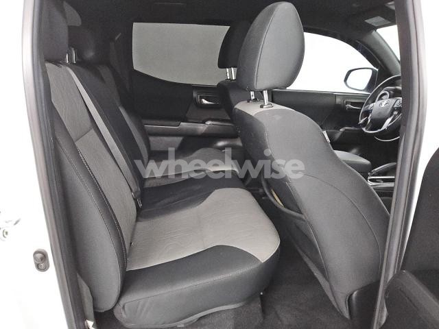 Photo 8 of 2023 TOYOTA TACOMA DOUBLE CAB (VIN 3TMCZ5AN3PM547281)