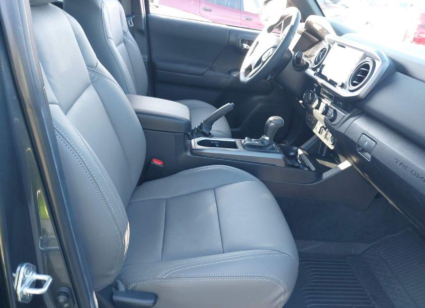 Photo 5 of 2023 Toyota Tacoma TRD SPORT (VIN 3TMCZ5AN3PM561939)