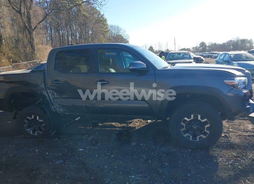 Photo 13 of 2023 Toyota Tacoma TRD OFF ROAD (VIN 3TMCZ5AN3PM572262)