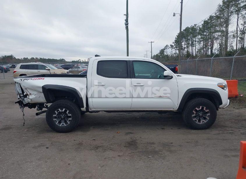 Photo 13 of 2023 Toyota Tacoma TRD OFF ROAD (VIN 3TMCZ5AN3PM626546)