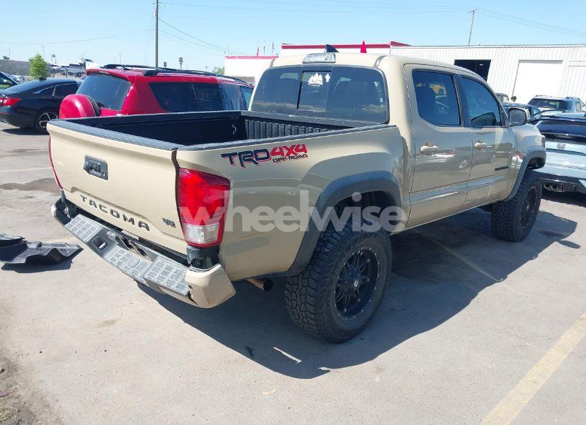 Photo 4 of 2017 Toyota Tacoma DBL CAB/SR/TRDSPT/OR/PRO (VIN 3TMCZ5AN4HM052914)
